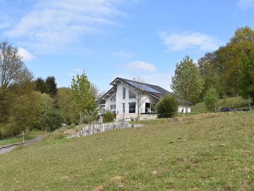 Holiday home with beautiful view on the village - Location saisonnière - Varsberg