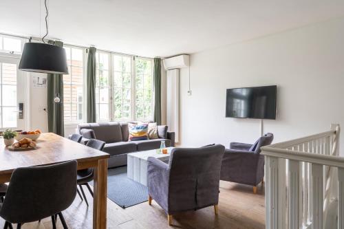 Short Stay Group Harbour Loft Studios - image 10