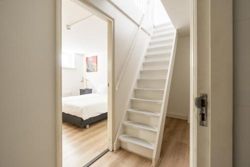 Short Stay Group Harbour Loft Studios - image 12