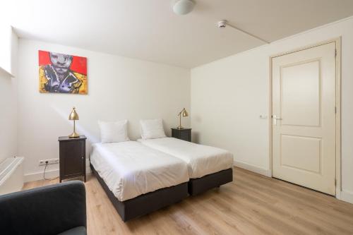 Short Stay Group Harbour Loft Studios - image 9