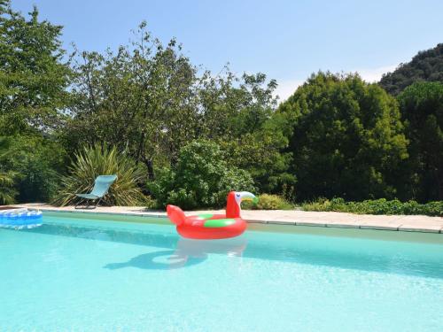 Lovely house with grass garden shared swimmingpool next to the river Ard che - Location saisonnière - Lalevade-d'Ardèche