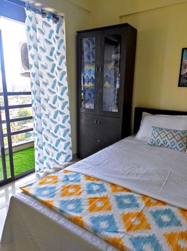 One-Bedroom Apartment image 10