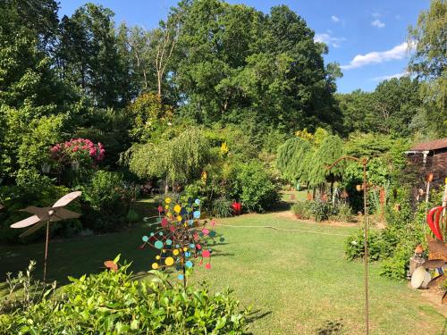 Un jardin en forêt - Location saisonnière - Samois-sur-Seine