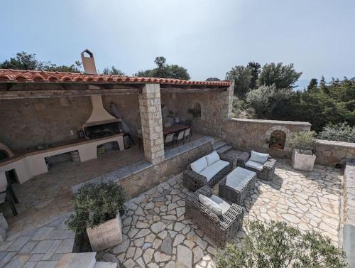 Villa Limni in Limni Vouliagmenis