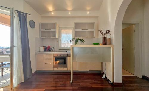 Konyha, Vesna in Novigrad