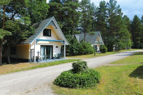 Holiday home in Drewitz with a shared pool