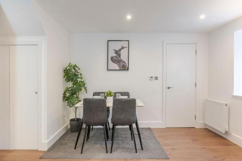The Perfect Stay London, Home with 2 Bedrooms 1 Bath - Battersea, Vauxhall and Nine Elms, London (Foto 8)