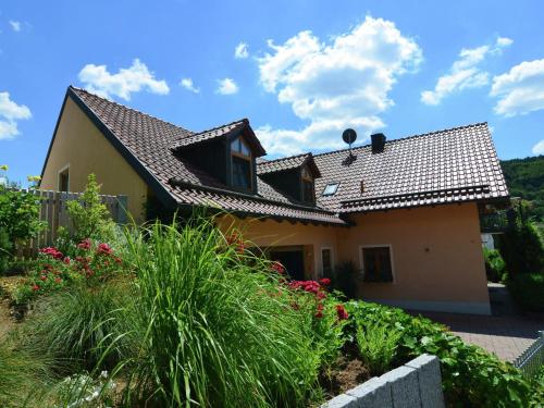 Homely Apartment in Riedenburg Prunn near Forest with BBQ - Riedenburg