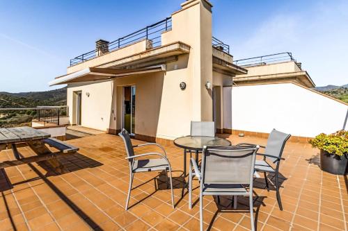 Sant Genis 192 Ático con terraza y vistas Sant Genis 192 Ático con terraza y vistas