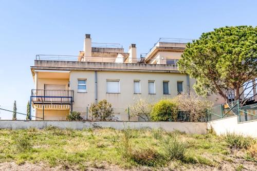 Sant Genis 192 Ático con terraza y vistas Sant Genis 192 Ático con terraza y vistas