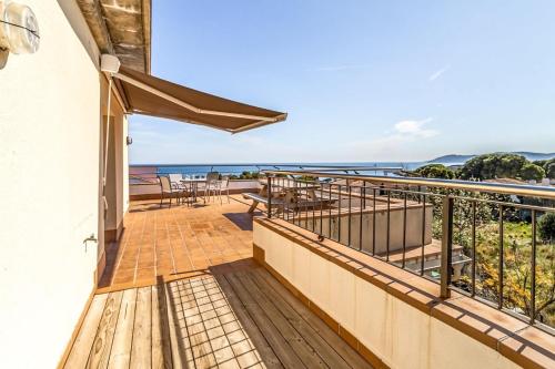 Sant Genis 192 Ático con terraza y vistas Sant Genis 192 Ático con terraza y vistas