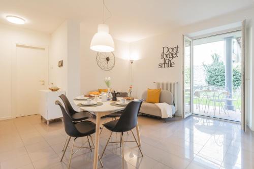 Ponente Balcony & Garden by Rent All Como