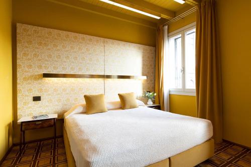 Dimora San Trovaso Stylish Four-Bedroom House in Venice - image 13