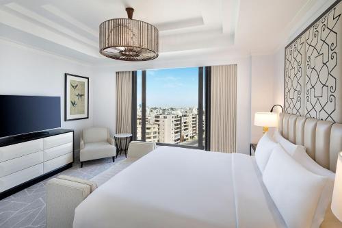 2 Bedroom Suite image 4