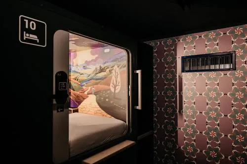 Capsule Hotel - Lucerne Old Town in Luzern, Schweiz