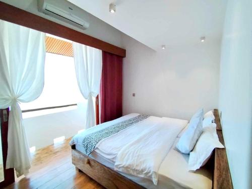 Superior Double Room with Mezzanine image 5