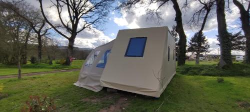 Camping Le Val Aux Fées - Brocéliande