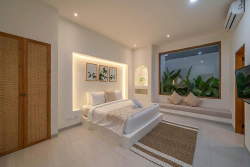 Two-Bedroom Villa image 8