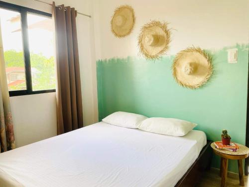 Gloria's Staycation Room Type - Deluxe Queen Room
