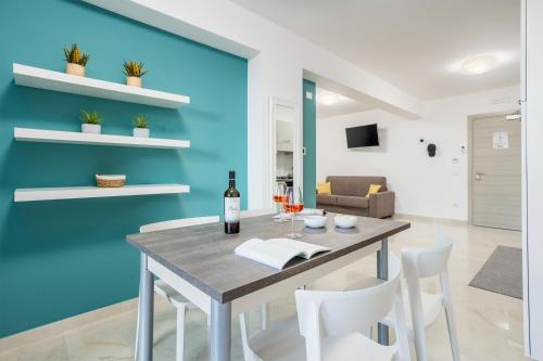 Azzurra Apartments