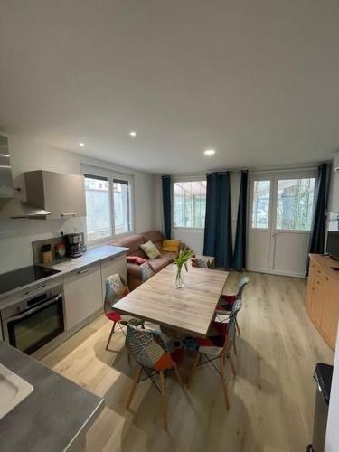 Appartement T3 avec jardin et véranda - Location saisonnière - Saint-Priest