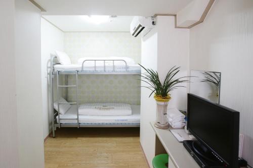K-POP Residence Myeongdong 1 - Accommodation - Seoul