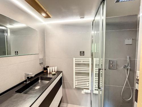 Apartment image 10