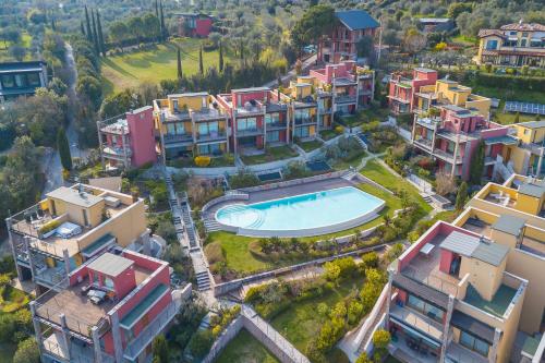 La Casa di Gioia with shared pool - Happy Rentals