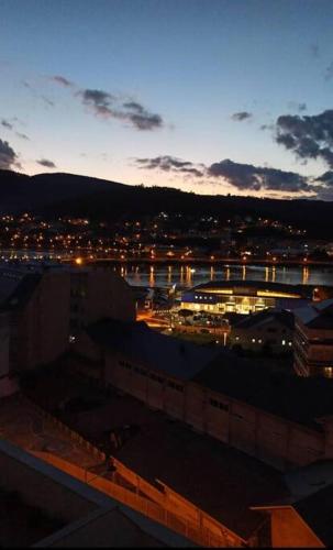 Piso céntrico en Viveiro con aparcamiento Piso céntrico en Viveiro con aparcamiento