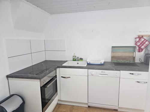 廚房, 200qm Work and Stay 4 Schlafzimmer jedes Zimmer mit eigenem Badezimmer, Neu Modernisiert in 埃施韋勒