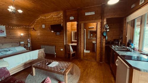 Vannas istaba, Blossom Cabin - Little log Cabin in Wales in Bettws Cedewain