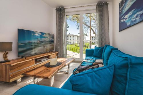 Apartment with Lake View