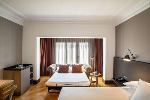 Alexandra Barcelona Hotel Curio Collection by Hilton - image 6