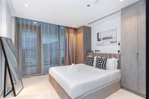 Urban Elegance new studio near Dubai Mall & Burj, Дубай (фото 6)