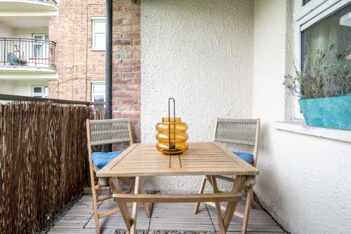 Chic and Stylish flat In London - sleeps 5