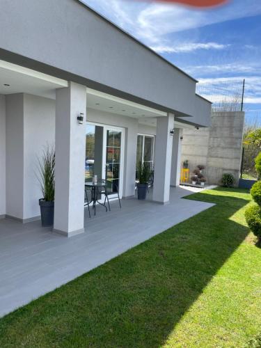 A szálláshely kívülről, Villa Dimo Topal in Racha