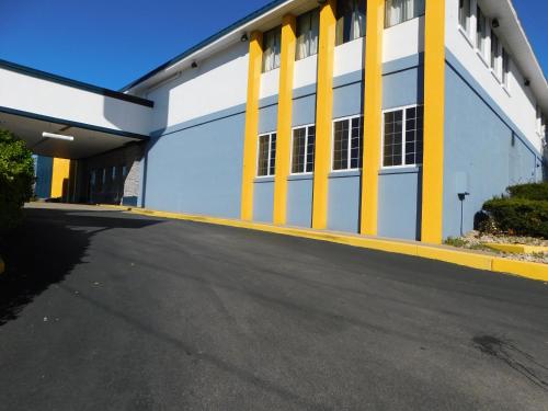 Best Western Mountaineer Inn Morgantown - image 2