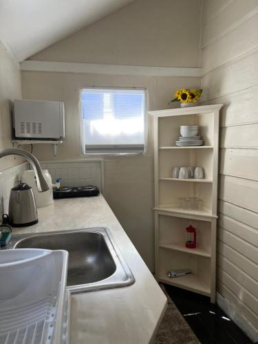 Downtown Nassau Oasis Unit 2 - image 3