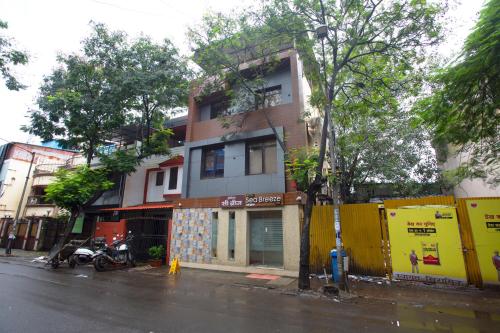 ทางเข้า, Hotel Sea Breeze in แอนเธรี เวสต์