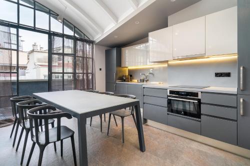 RA Apartments - image 13