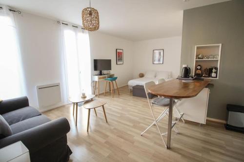 Le St Ausone : Studio Centre Ville/parking - Location saisonnière - Angoulême