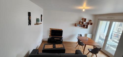 Cosy Furnished Studio Near Paris and Stade de France - Location saisonnière - Saint-Ouen-sur-Seine