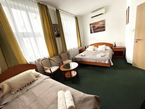 Broadway City Guesthouse - image 3
