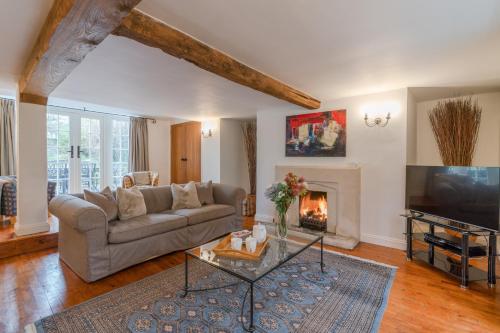 Cotswold Cottage - main image