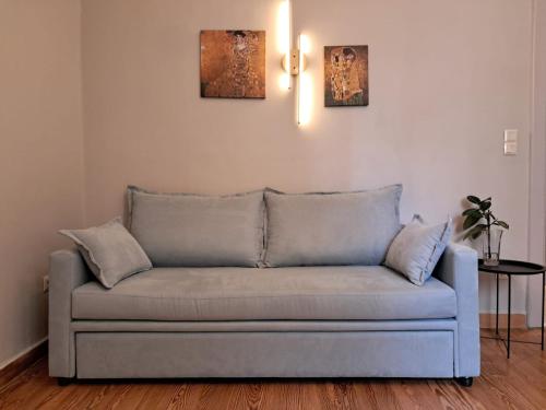 Aiolos kolonaki suite 8 near Hilton, Athens