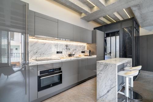 RA Apartments - image 2
