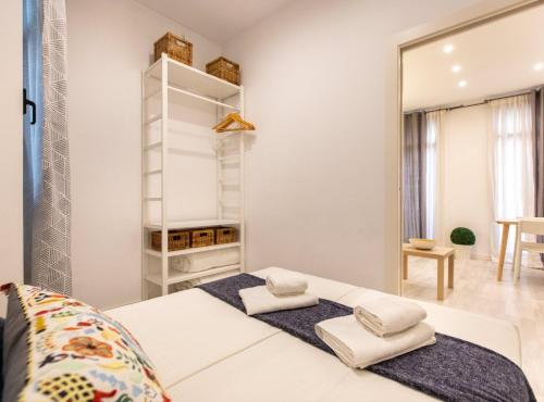 Pere Serafi 2 bedroom apartment 3