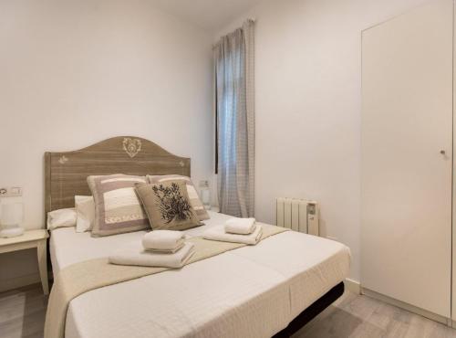 Pere Serafi 2 bedroom apartment - image 12