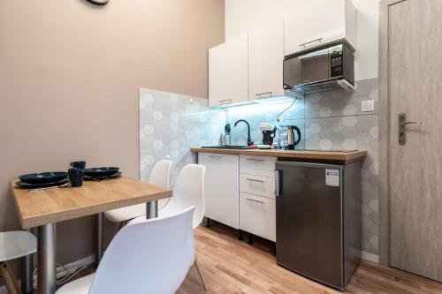 Teatralna - Rynek, Spodek - 2 room apartment with balcony - self-in - coffee and tea - FV, Katowice (photo 7)