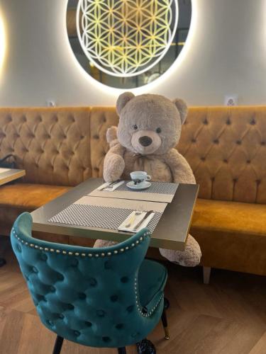 Hotel Suites Feria de Madrid - image 10